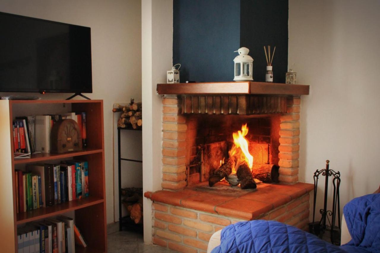 Apartament Mansarda Con Camino Montefranco Zewnętrze zdjęcie